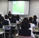 大学の説明の様子